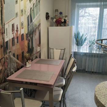 Продается 3-х комнатная квартира, 65 м²