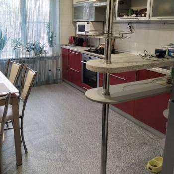 Продается 3-х комнатная квартира, 65 м²