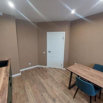 Продается 1-комнатная квартира, 41 м²