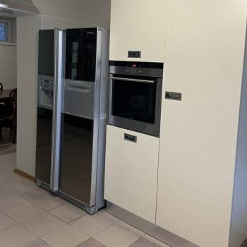 Продается Дом, 290 м²