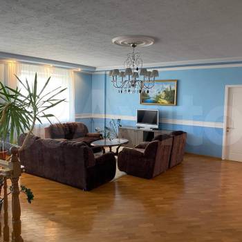 Продается Дом, 290 м²