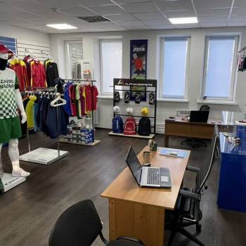 Продается Нежилое помещение, 200 м²