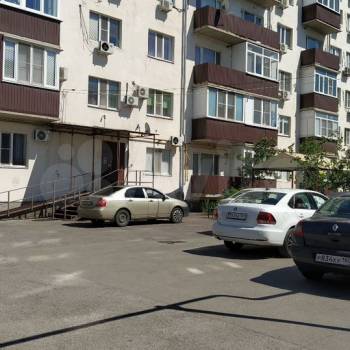 Продается 1-комнатная квартира, 43 м²