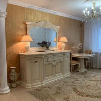 Продается Многокомнатная квартира, 90 м²