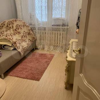 Продается Многокомнатная квартира, 90 м²