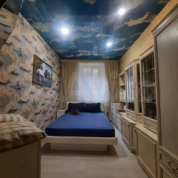 Продается Многокомнатная квартира, 90 м²