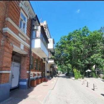 Продается Многокомнатная квартира, 90 м²