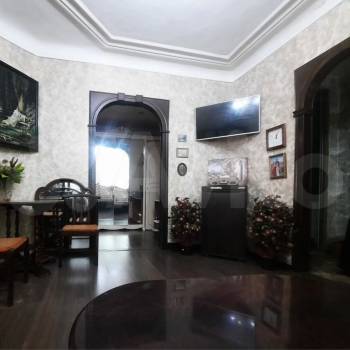 Продается Многокомнатная квартира, 90 м²