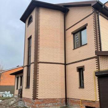 Продается Дом, 389 м²