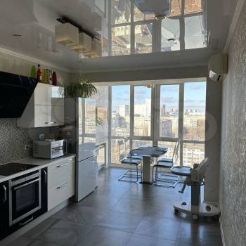 Продается 2-х комнатная квартира, 92 м²