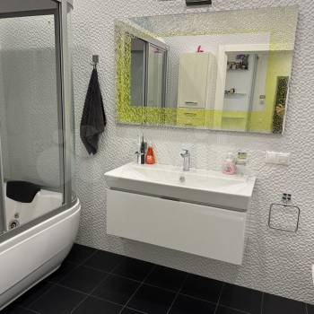 Продается 2-х комнатная квартира, 92 м²