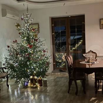 Продается Дом, 350 м²