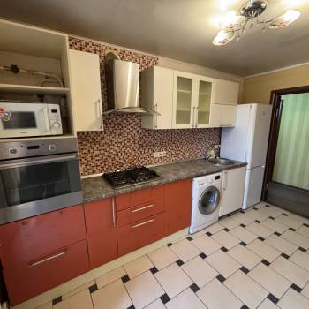 Продается 2-х комнатная квартира, 60 м²