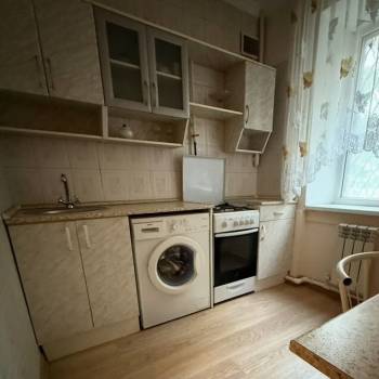 Продается 1-комнатная квартира, 30,9 м²