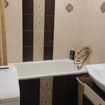 Сдается 1-комнатная квартира, 60 м²