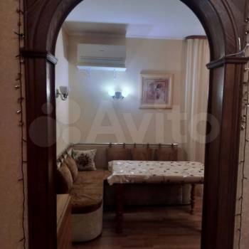 Сдается 1-комнатная квартира, 60 м²