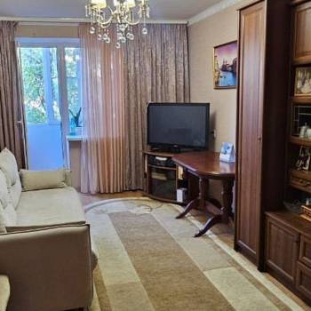 Продается 3-х комнатная квартира, 58 м²