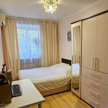 Продается 3-х комнатная квартира, 58 м²