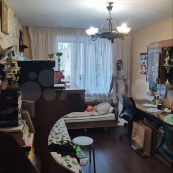 Продается Многокомнатная квартира, 70 м²