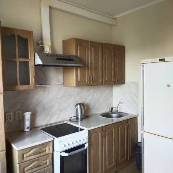 Сдается 1-комнатная квартира, 40 м²
