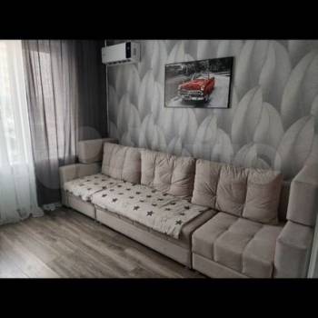 Продается 1-комнатная квартира, 32 м²