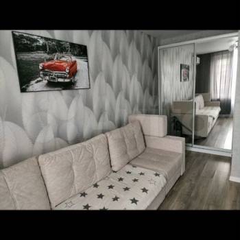 Продается 1-комнатная квартира, 32 м²