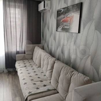 Продается 1-комнатная квартира, 32 м²