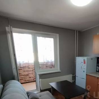 Продается 1-комнатная квартира, 35 м²
