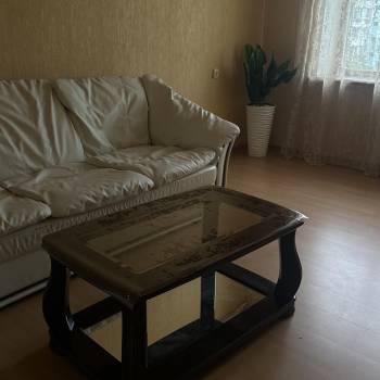 Сдается Многокомнатная квартира, 76 м²