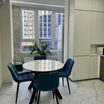 Продается 1-комнатная квартира, 50 м²