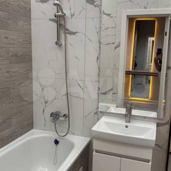 Продается 1-комнатная квартира, 39 м²