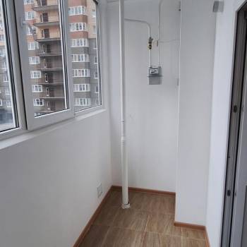 Продается 1-комнатная квартира, 37 м²