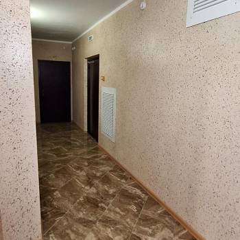 Продается 1-комнатная квартира, 37 м²