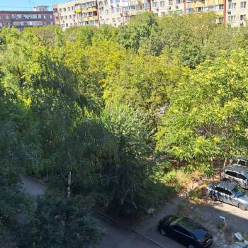 Продается Многокомнатная квартира, 84 м²