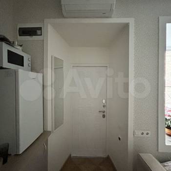 Продается 1-комнатная квартира, 12 м²