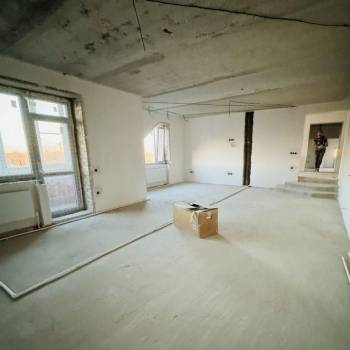 Продается 3-х комнатная квартира, 137,5 м²