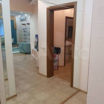 Сдается 2-х комнатная квартира, 100 м²