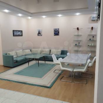 Сдается 2-х комнатная квартира, 100 м²