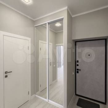 Продается 1-комнатная квартира, 37 м²