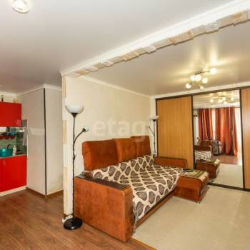 Продается 1-комнатная квартира, 32 м²