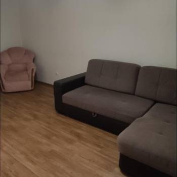 Продается 1-комнатная квартира, 38 м²