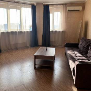 Продается 1-комнатная квартира, 55,3 м²