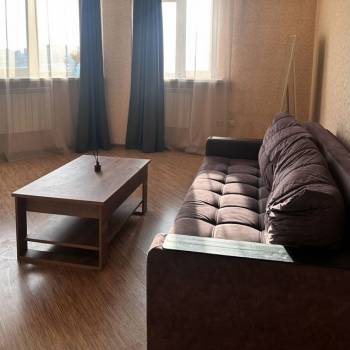 Продается 1-комнатная квартира, 55,3 м²