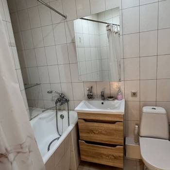 Продается 1-комнатная квартира, 55,3 м²