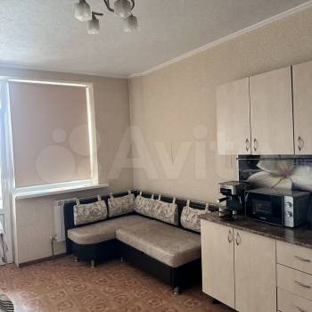 Продается 1-комнатная квартира, 55,3 м²