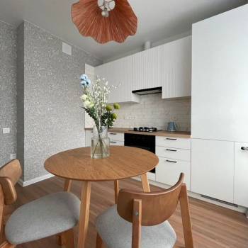 Продается 1-комнатная квартира, 32 м²