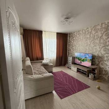 Продается 2-х комнатная квартира, 60 м²