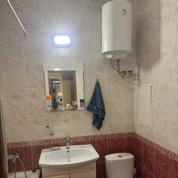 Продается 1-комнатная квартира, 37 м²