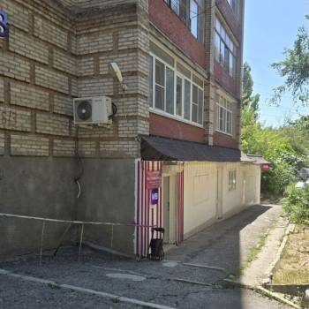 Продается Нежилое помещение, 211 м²