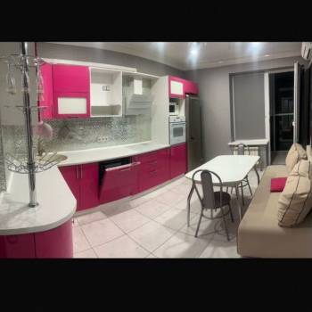 Продается 1-комнатная квартира, 54 м²